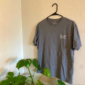 Men’s Vineyard Vines Graphic Tee Size S